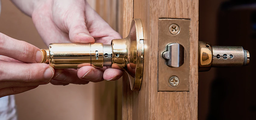 Padlock Lock Replacement Assistance in Manhattan Beach, CA