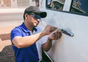 Car Locksmith in Manhattan Beach, CA